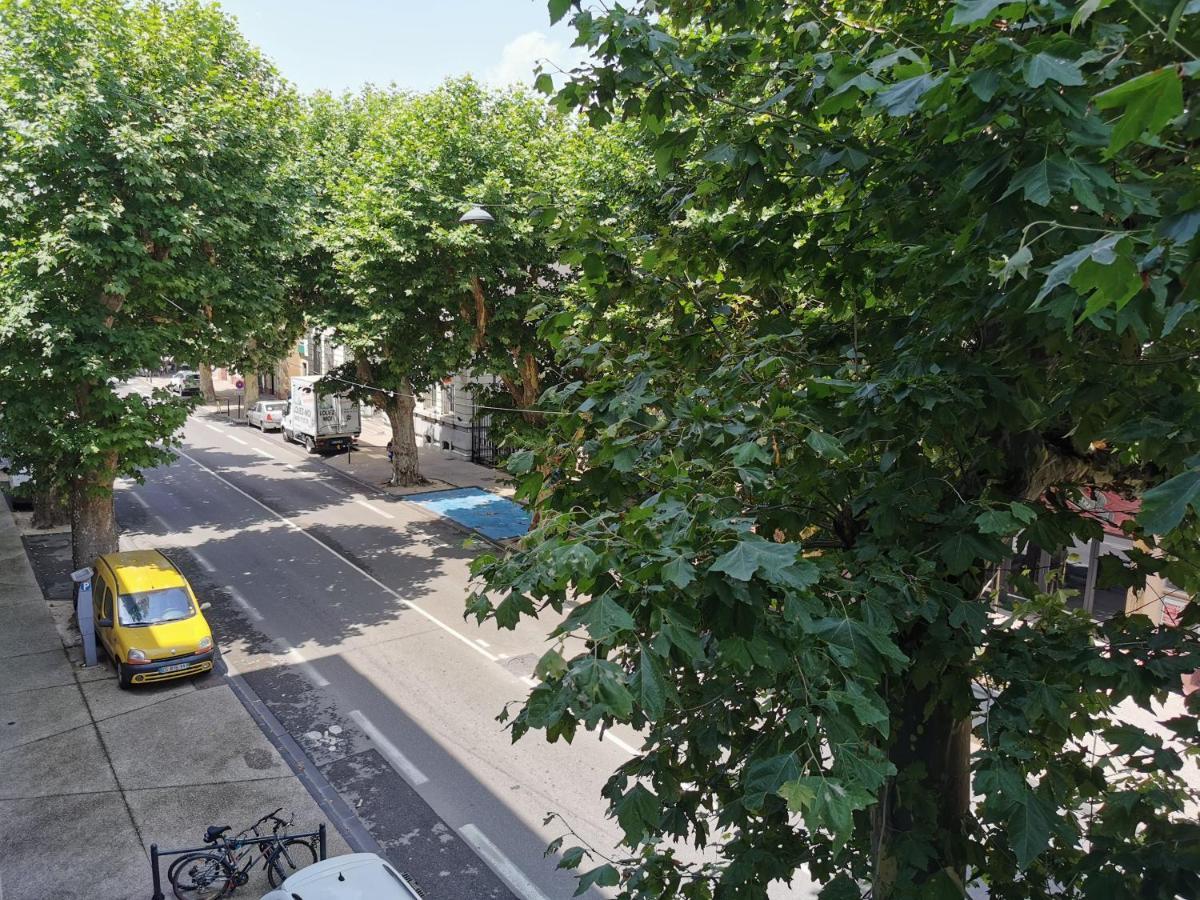 Studio Confort - Clim - Ascenseur Cavaillon Exterior photo
